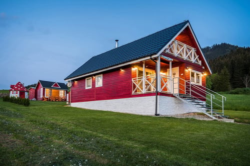 Arctic House, image_1.jpg