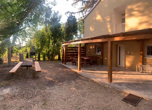 Chata pri termálnom kúpalisku Santovka, received_738764127634363.jpeg