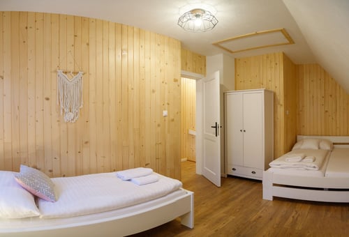 chatajezersko24_1017.jpg