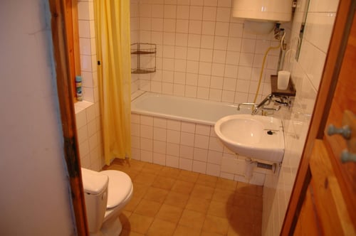 Chata Beňovka, kupelna.jpg