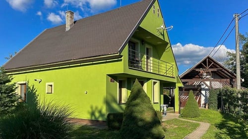 image_0.jpg