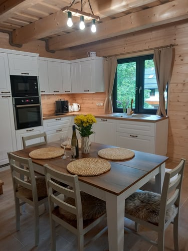 Drevenička na Čertove, 1000010153.jpg