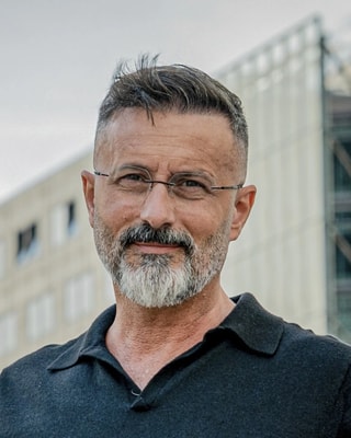Coskun Josh Tuna