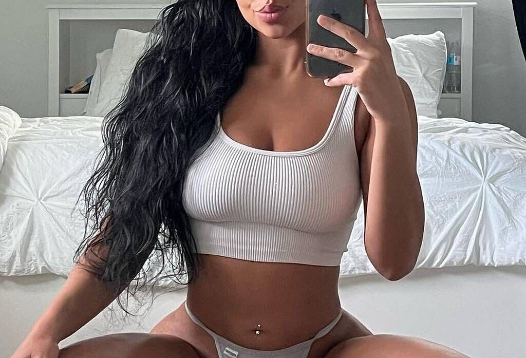 Mia