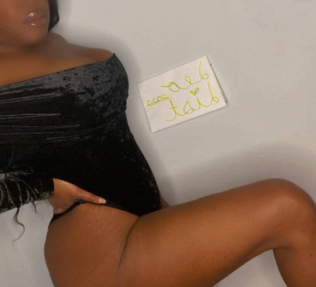 Kendra Big Booty Freak
