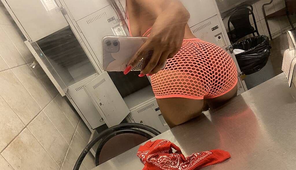 Ava