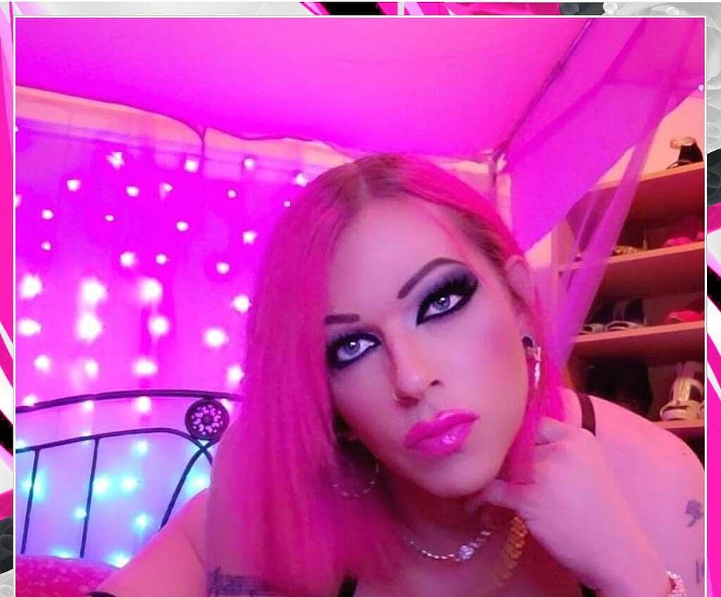 Roxxy Rose