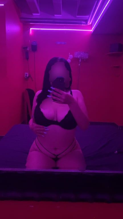 Salina💋 介绍视频中的第 6 张照片