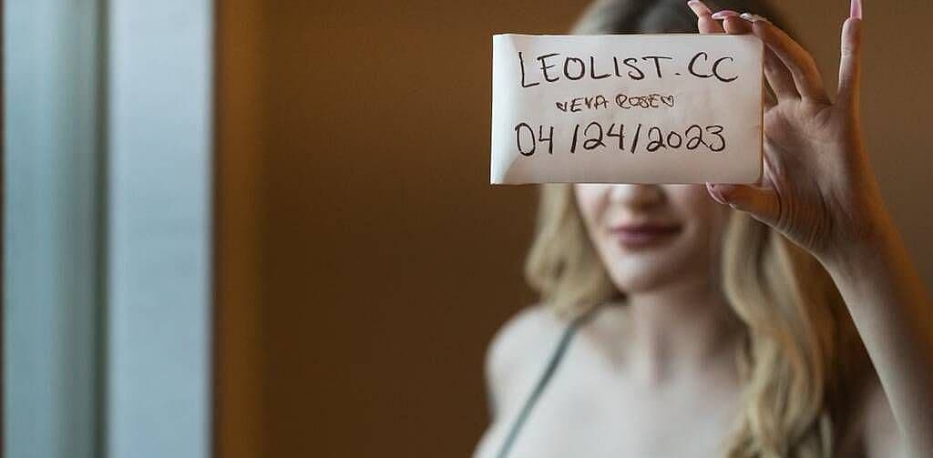 Eva Rose