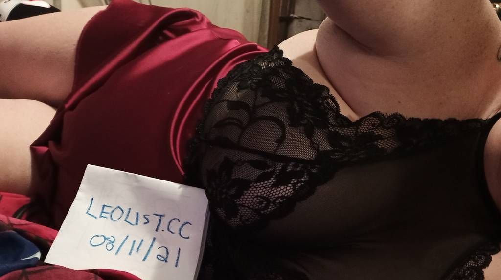 Trixxxy Online/ in person