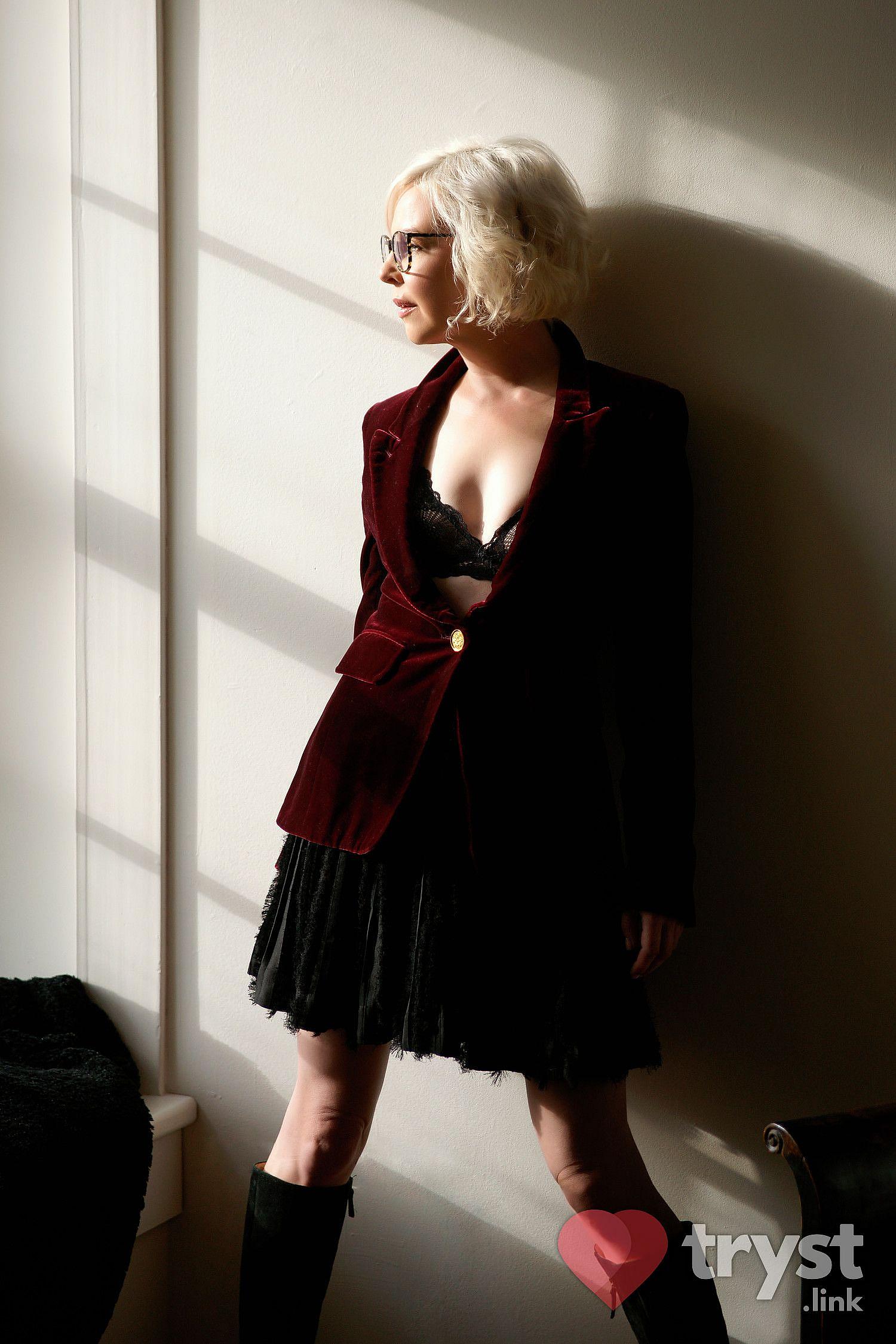 Effie White