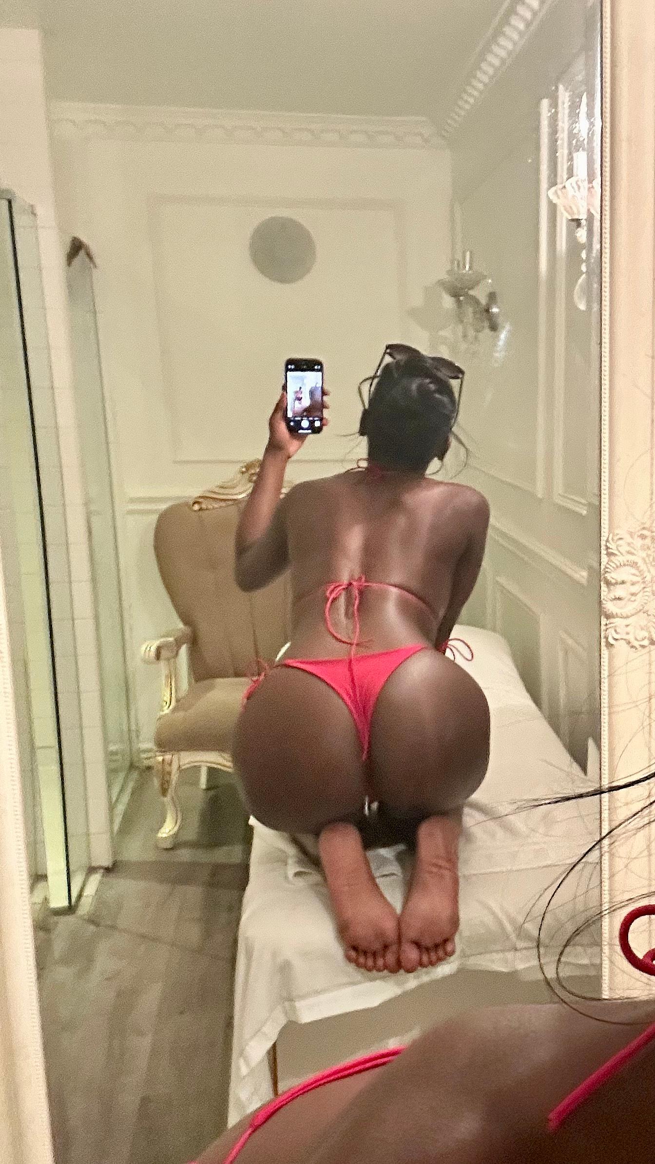 amayasexy available for bookings on p69