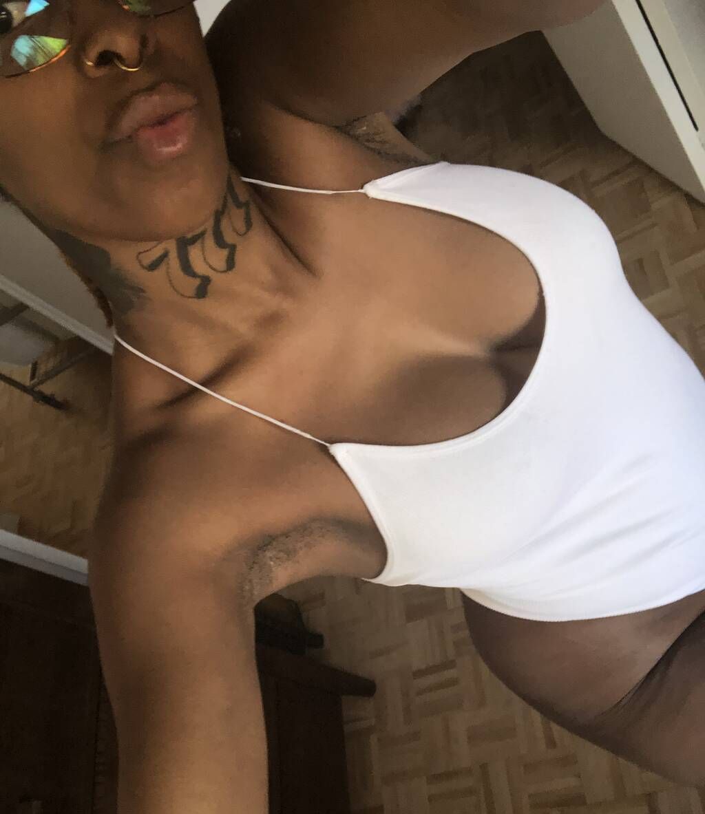 Mia