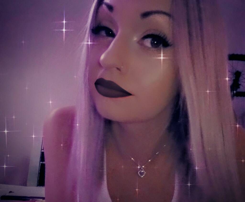 Kayla - **Independent**