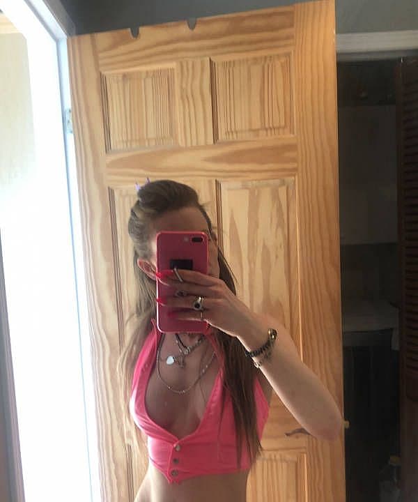 Alexxxe
