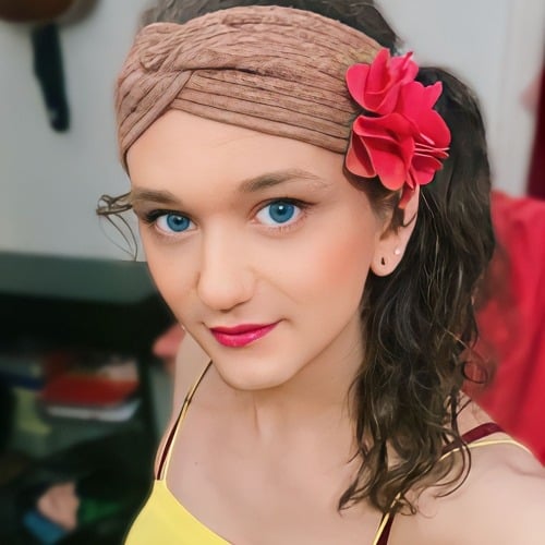 Trans Bꨄbe Belle