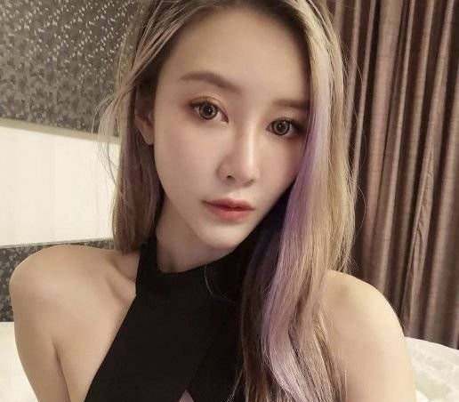 SEXY JOLIN