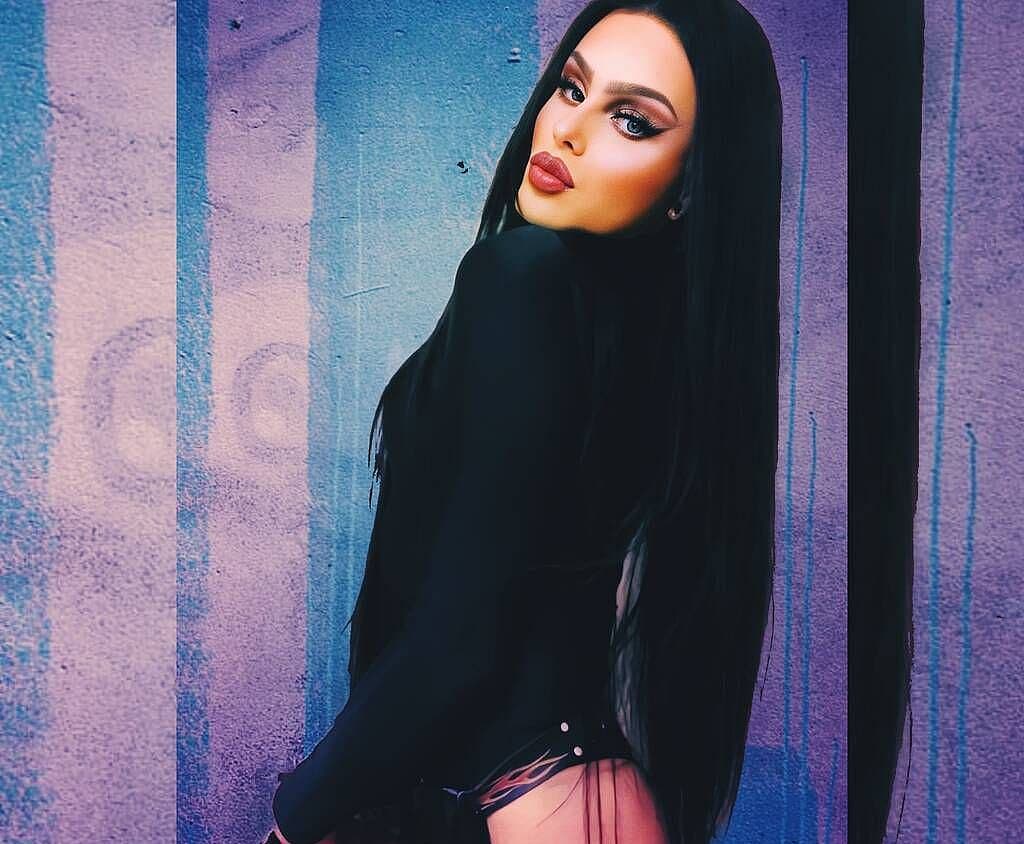 Mistress Thot.