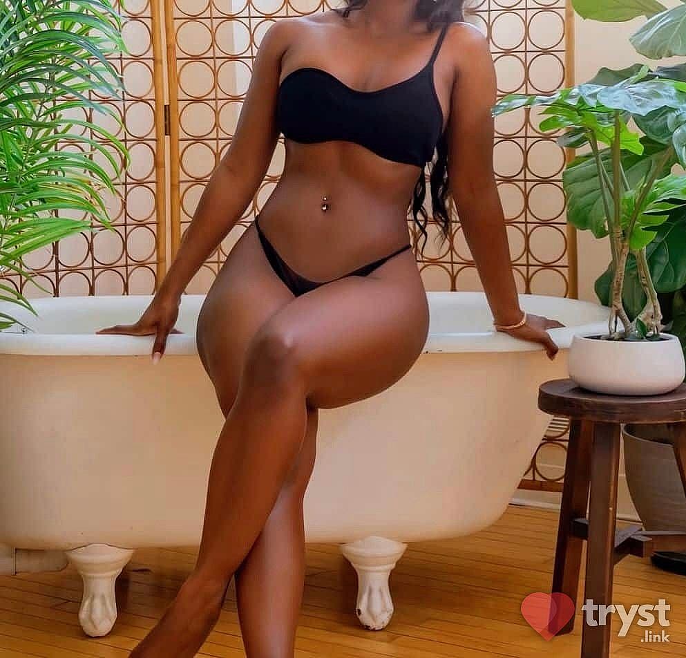 Savannah Sloane