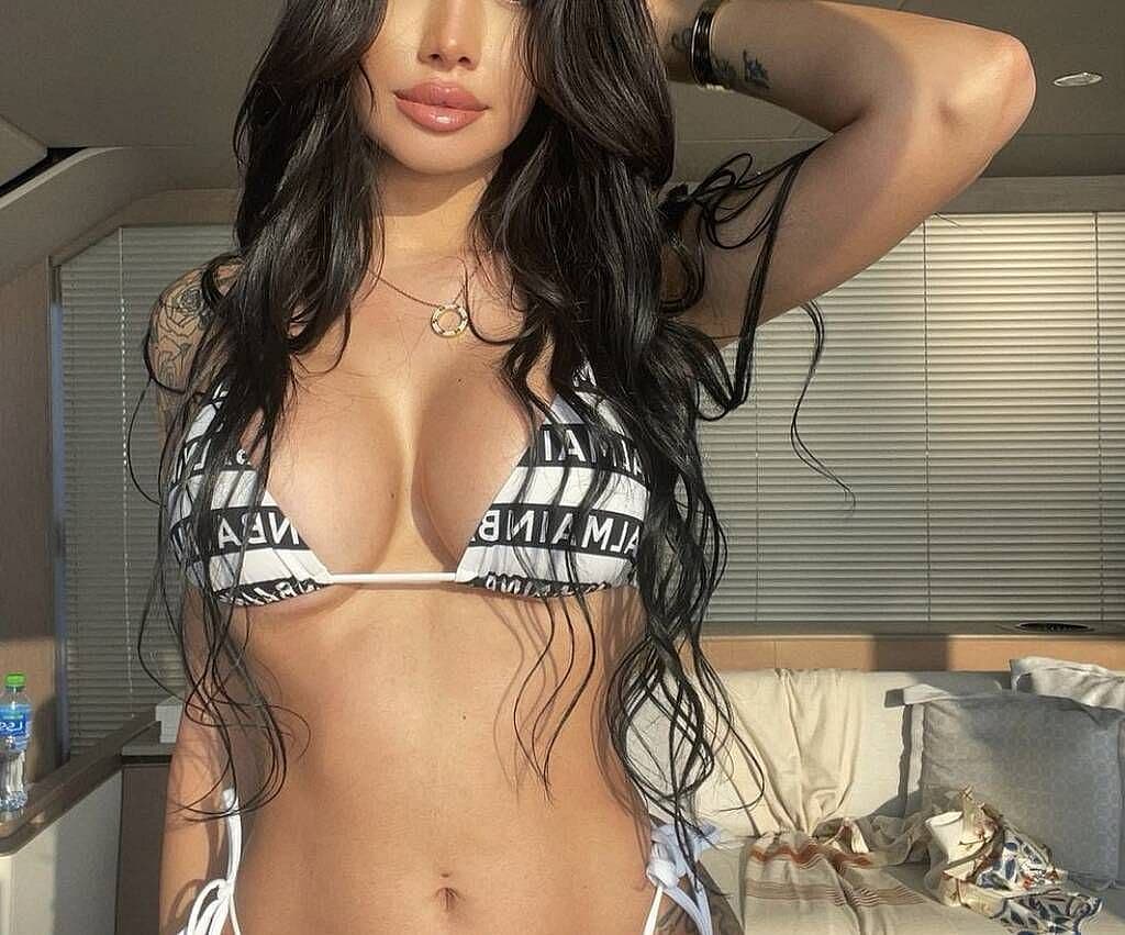 Hot & Published model