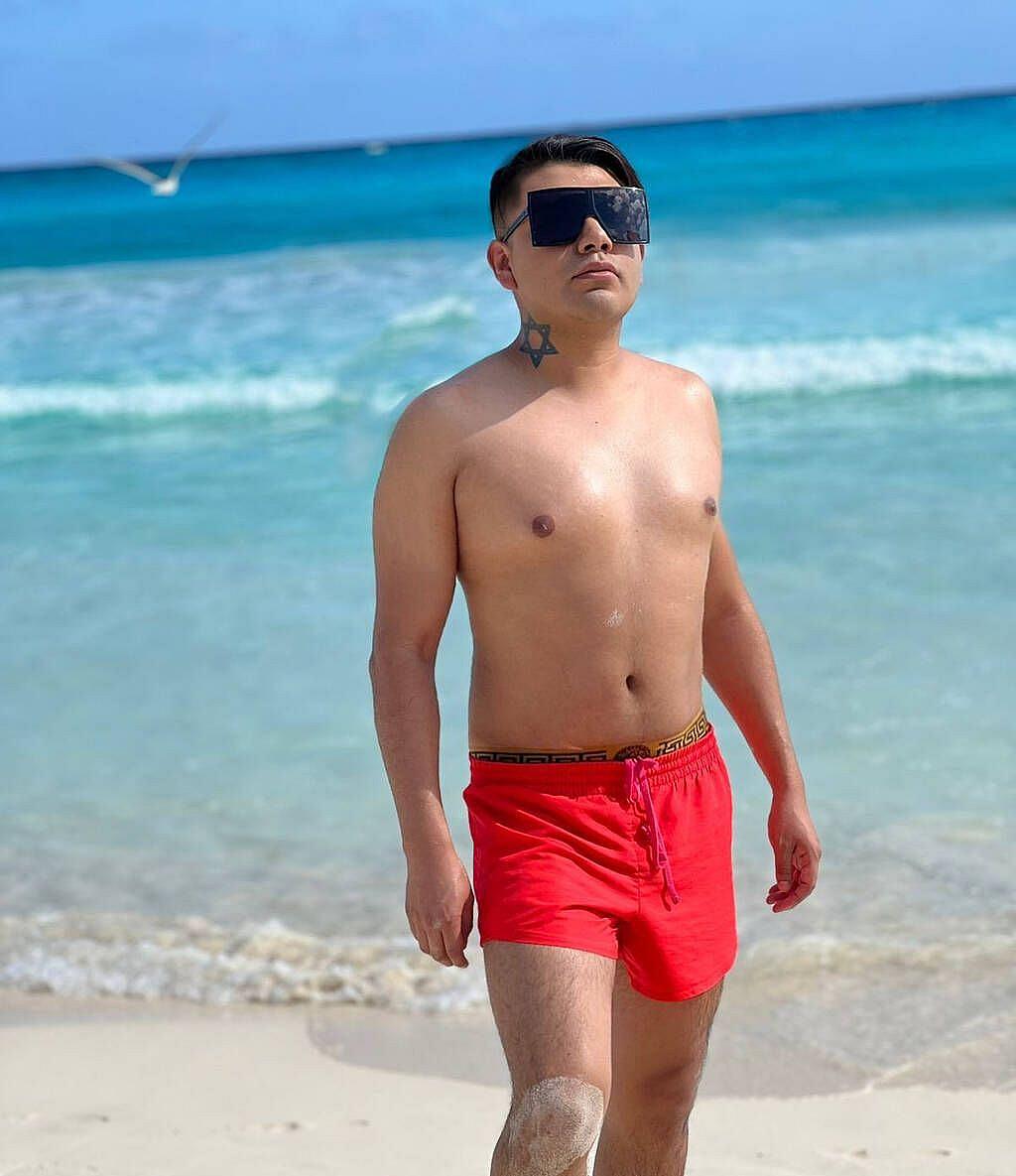 Latino
