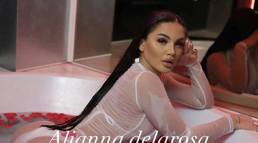 Alliana delarosa