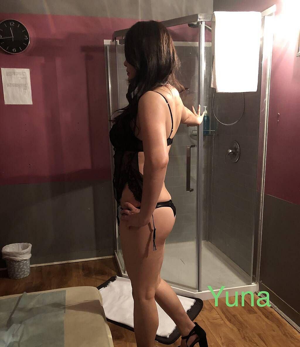 sexy girls salon masssage