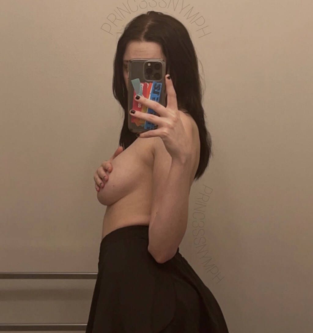 Mia