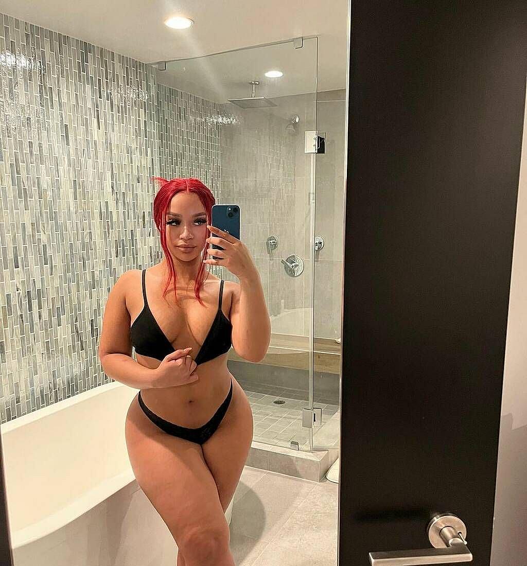 Mia
