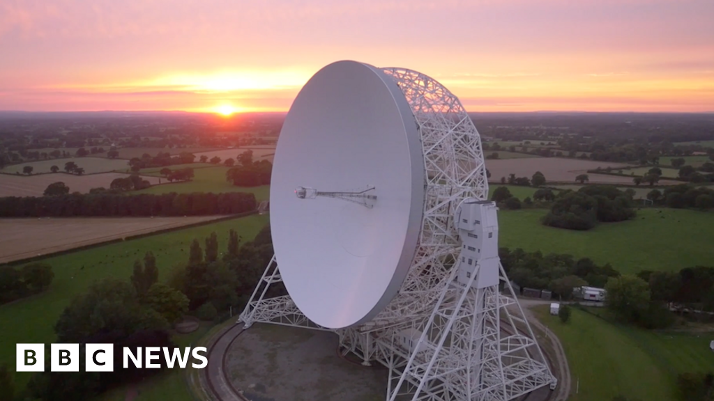 BBC News image for UK's iconic Jodrell Bank telescope faces axe in science cuts - BBC