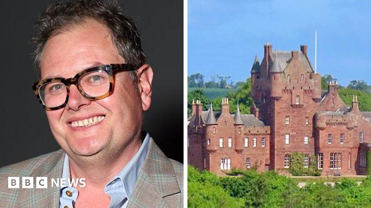 BBC News image for Alan Carr is keeping one unwanted item from his castle auction – see what he sold