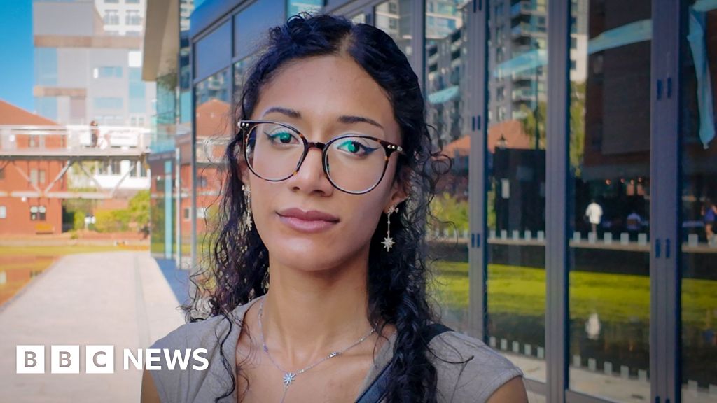 BBC News image for What happens when you grow up not knowing your family medical history? - BBC