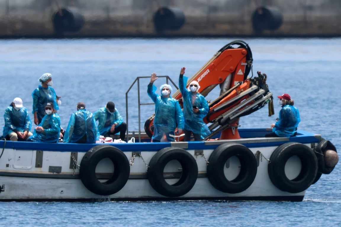 The Washington Post image for American tests positive for hantavirus as U.S. airlifts cruise passengers home - The Washington Post