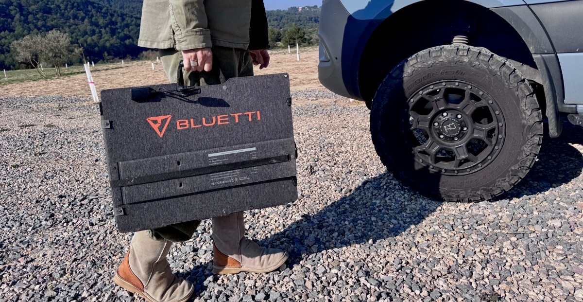 The Verge image for Bluetti’s Sora 500 solar panel is incredibly powerful for its size - The Verge
