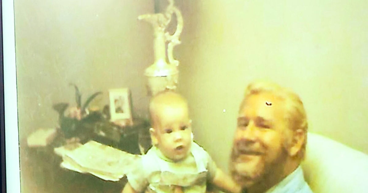CBS News image for Body found in barrel at Lake Mead identified as murder victim from Arkansas: "Earmarks of a mob hit" - CBS News