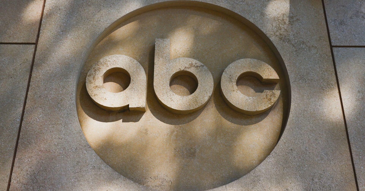 CBS News image for Could the FCC yank ABC's TV licenses amid Trump spat with Kimmel? - CBS News