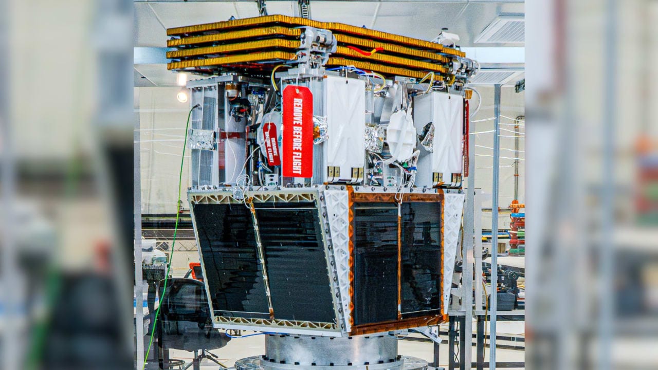 The Jerusalem Post image for FCC approves launch of satellite designed to reflect sunlight back to Earth - The Jerusalem Post