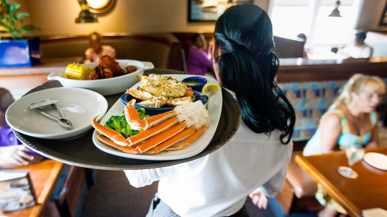 Fox News image for Red Lobster brings back Endless Shrimp after promotion helped push chain toward bankruptcy - Fox News