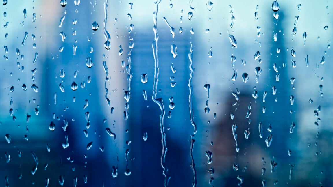 Ars Technica image for Raindrops are tiny lightning bolts, and they’re corroding cars, study finds - Ars Technica