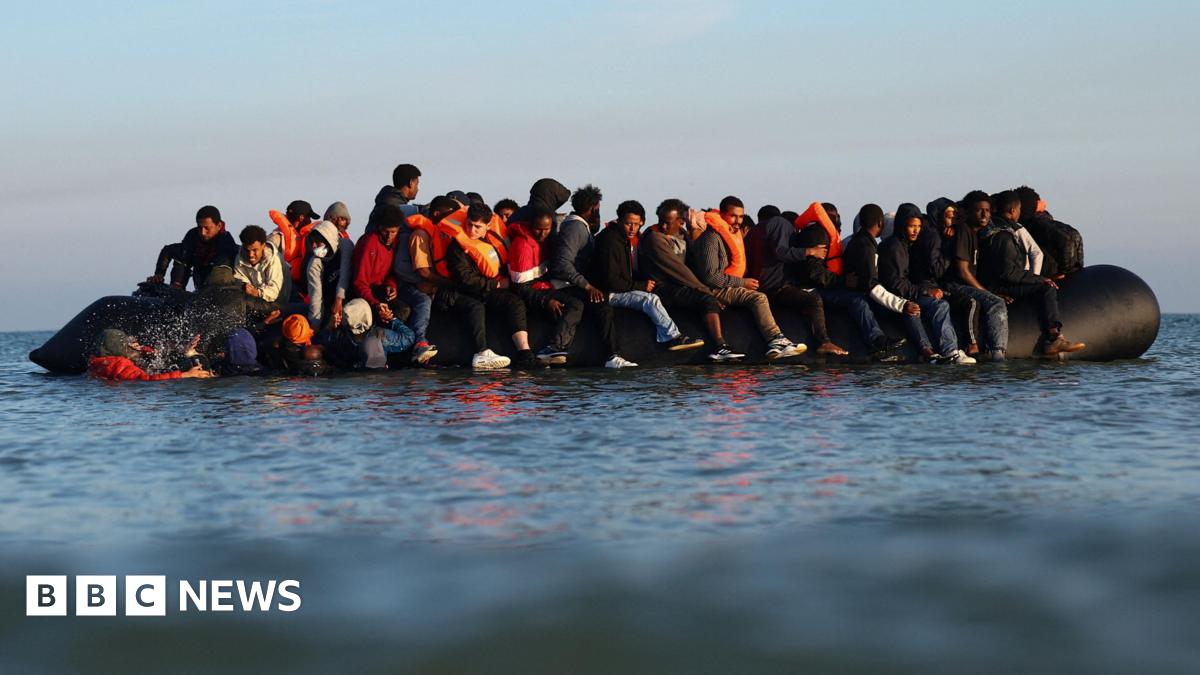 BBC News image for UK backs plan to accelerate illegal migration removals