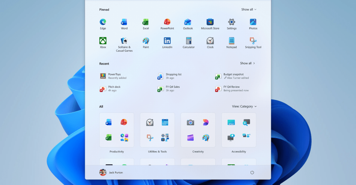 The Verge image for Windows 11 tests an adjustable taskbar and resizable Start menu - The Verge