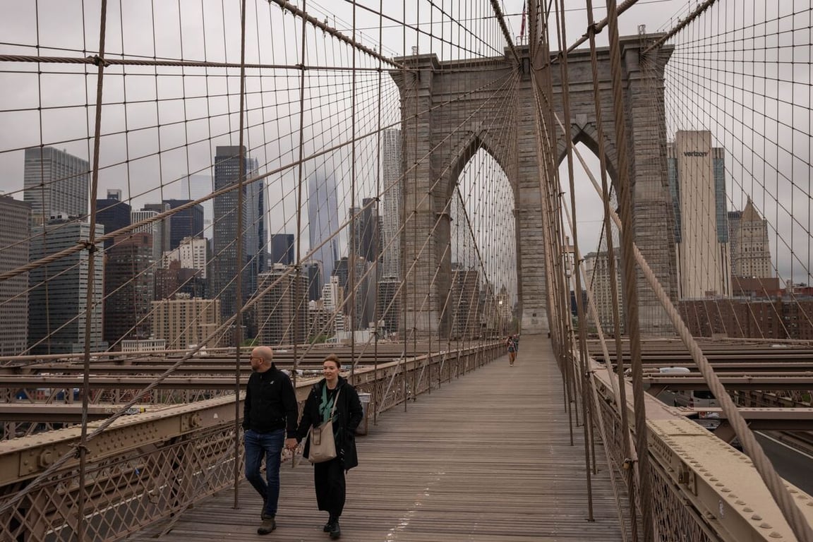 Bloomberg image for Global Bonds Slide as Failure of Talks Adds to Inflation Fears - Bloomberg.com