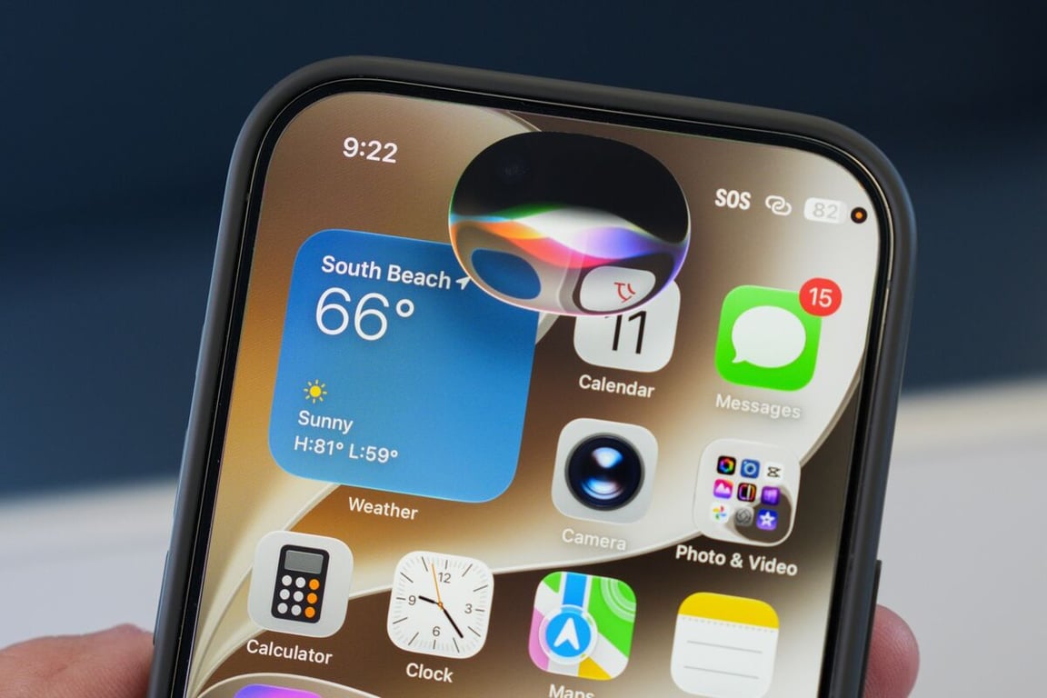 Bloomberg image for Apple Cuts Jobs in Siri, Vision Pro Immersive Video and Gaming Teams - Bloomberg.com