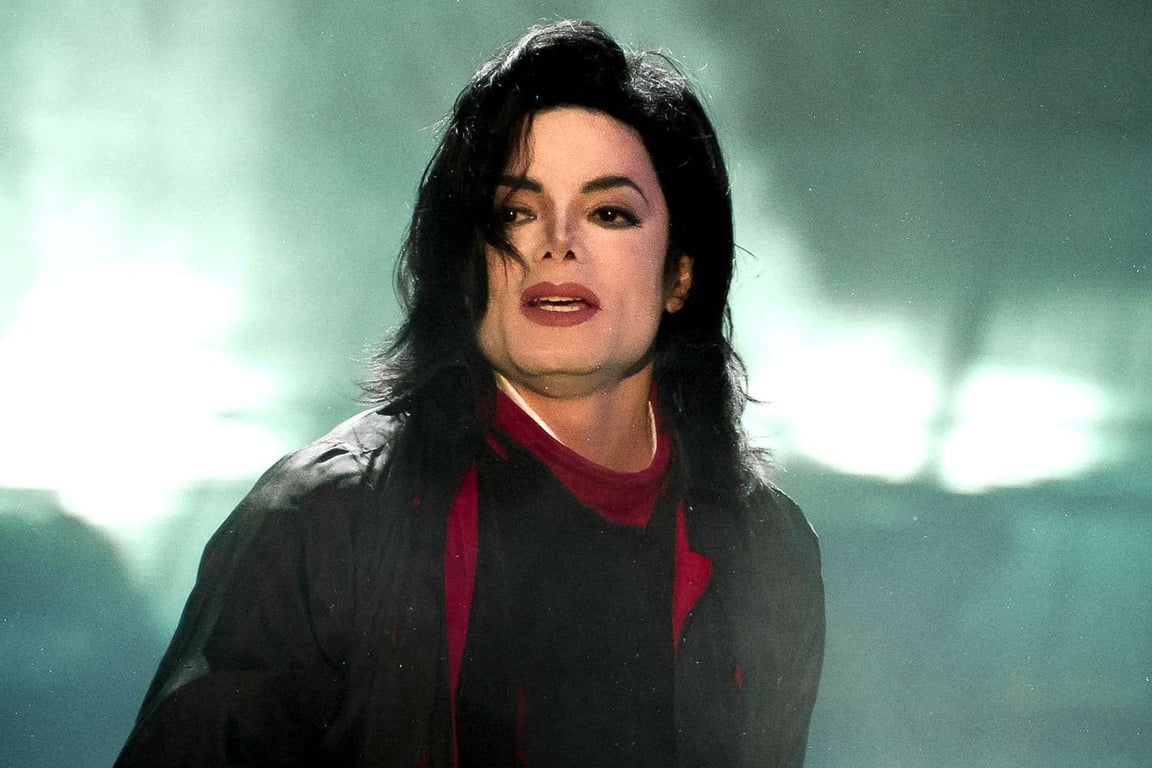 Entertainment Weekly image for Multiple siblings of Michael Jackson's 'second family' accuse him of sexual abuse and grooming, sue singer's estate - Entertainment Weekly
