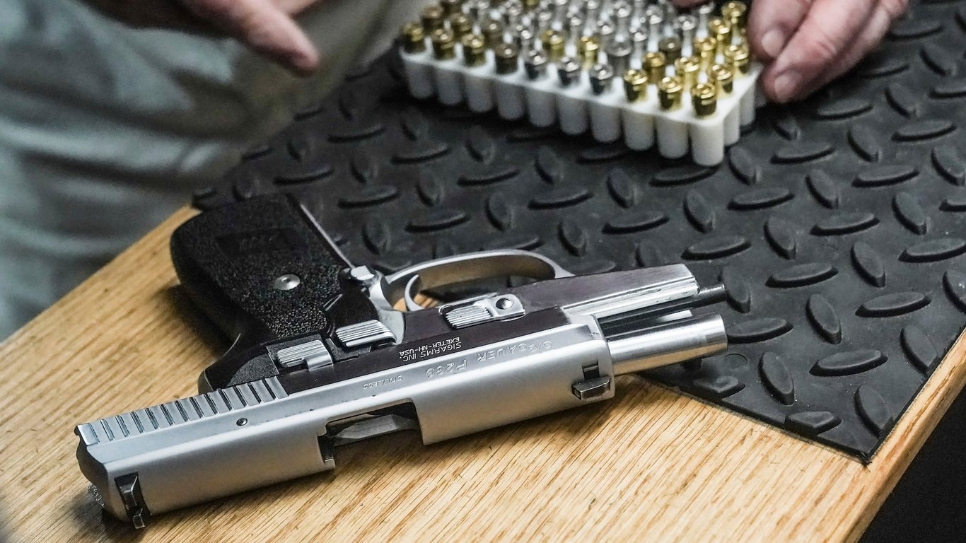 Abcnews.com image for US Virgin Islands faces second lawsuit over right to bear arms as Florida resident seeks license