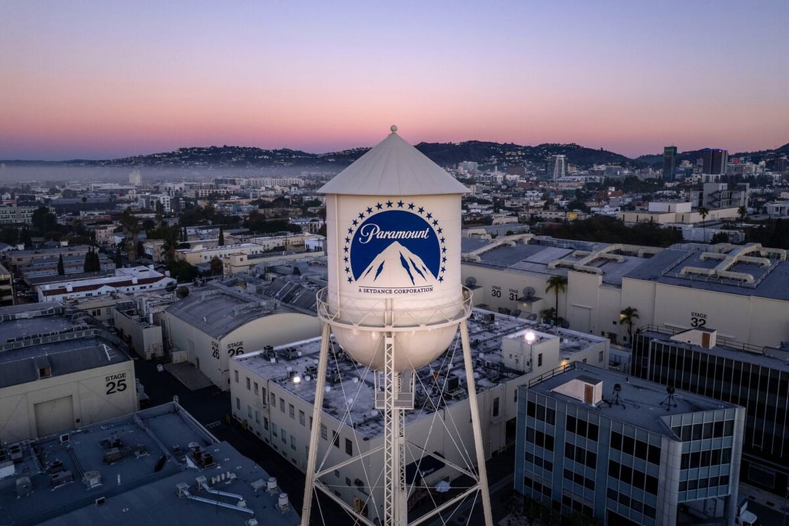 Bloomberg image for Paramount Will Put 30-Film Pledge in Writing to Theater Chains - Bloomberg.com