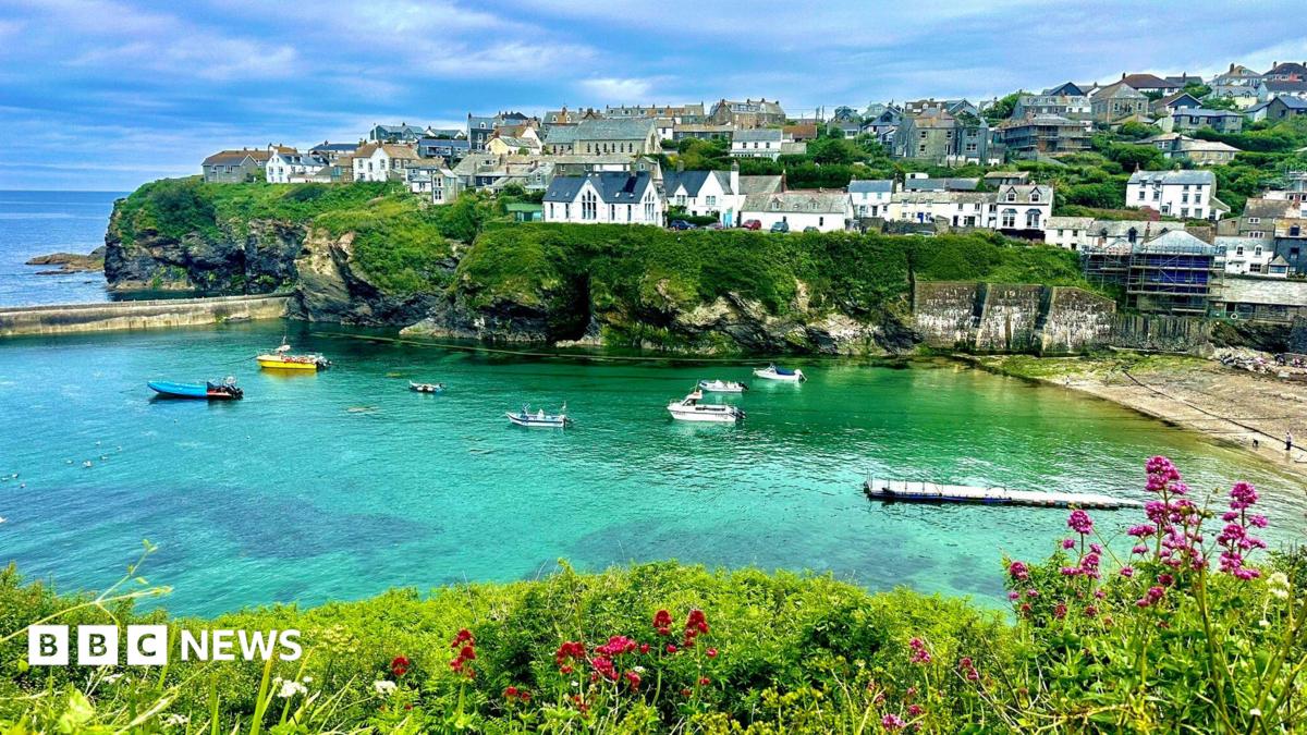 BBC News image for The 'education gap' hiding in picture-perfect Cornwall and Devon