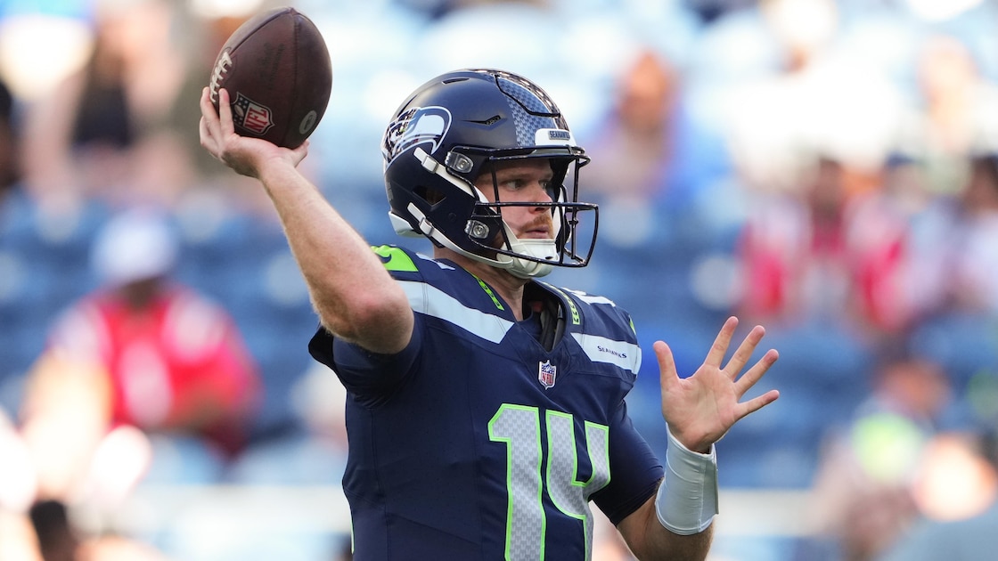 Bleacher Report image for Sam Darnold Injury Timeline Updated in New Rumors amid 'Unique' Issue for Seahawks QB - Bleacher Report