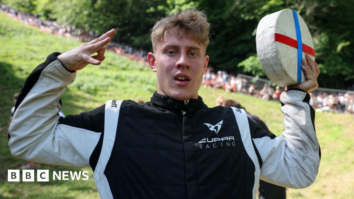 BBC News image for Cheese Rolling 2026: Tom Kopke among winners in Gloucestershire