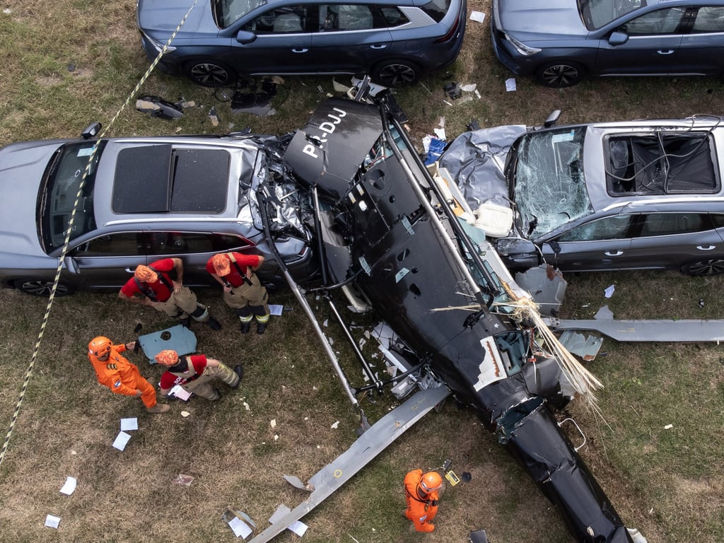 Al Jazeera English image for Six people killed as helicopters collide over Brazil’s Rio de Janeiro - Al Jazeera